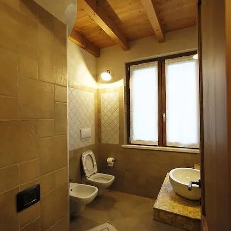 Corte Di Tosina Farm stay Monzambano