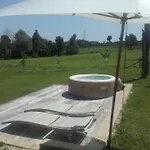 مزرعة للإقامة Corte Di Tosina مونزامبانو